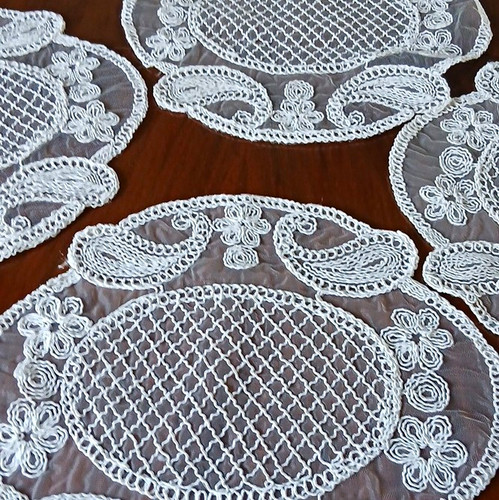 White lace floral placemat set - placemat,